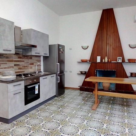 Villa Ada Сарок Екстериор снимка