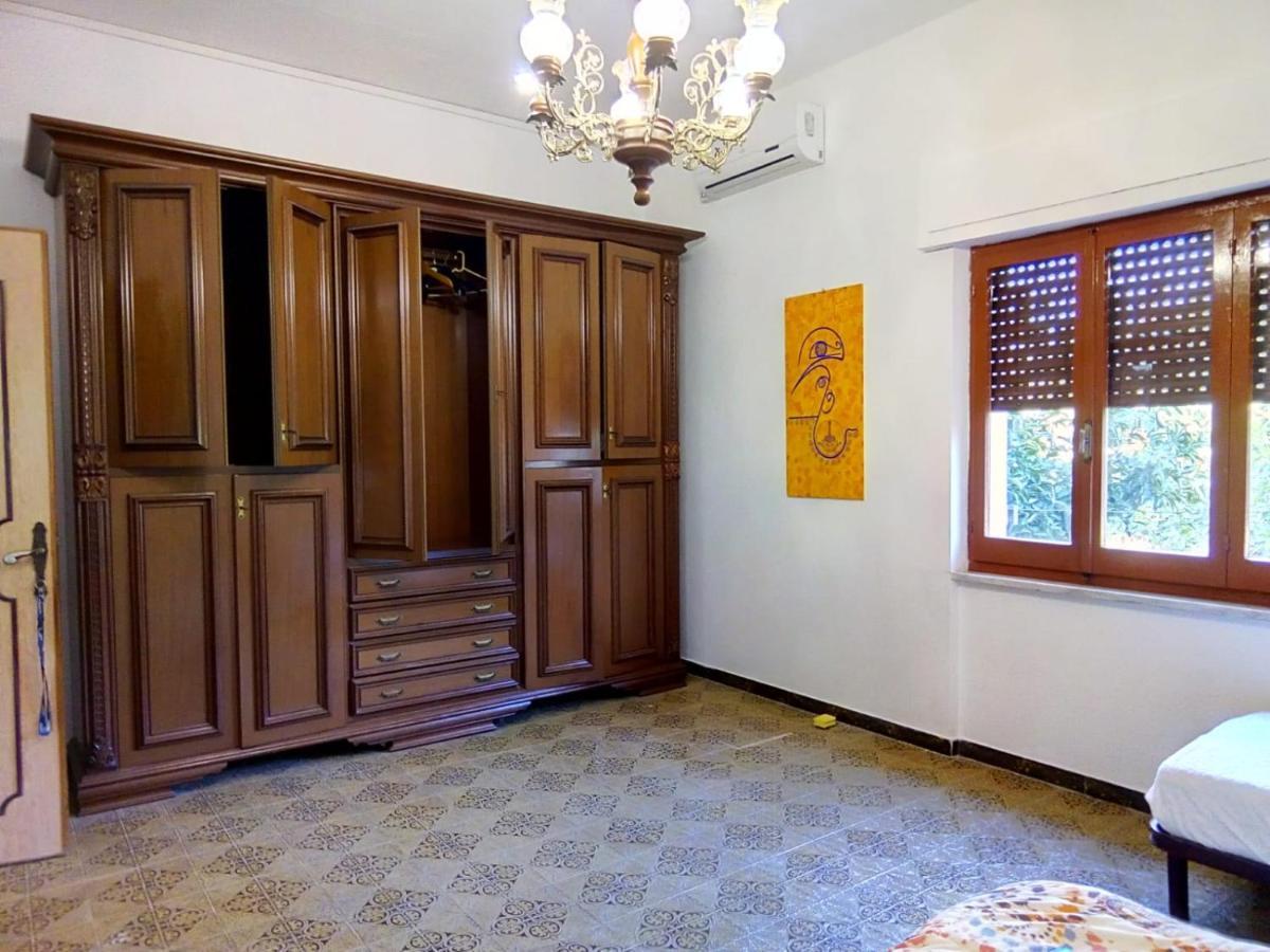 Villa Ada Сарок Екстериор снимка